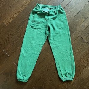 365 track pants track pants in true green size small